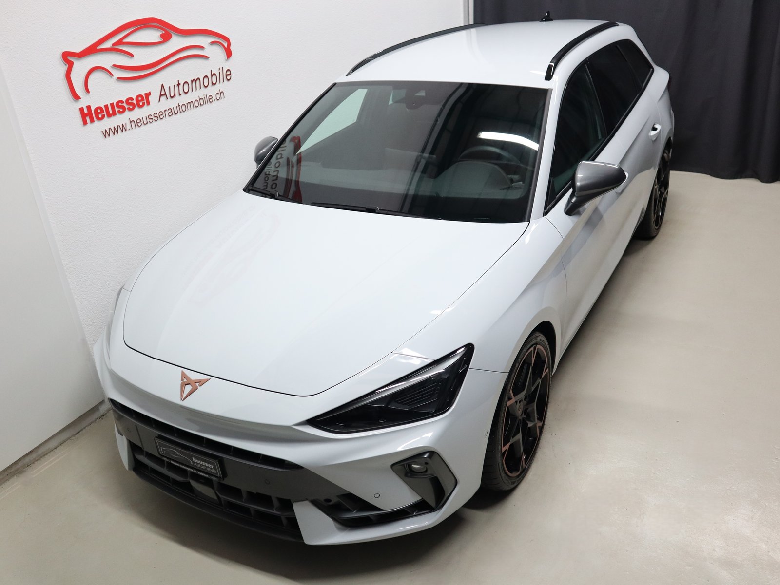 CUPRA LEON ST 2.0 TSI VZ DSG 4Drive - Digital Cockpit - Navi, Benzin, Occasion / Gebraucht, Automatik - 3