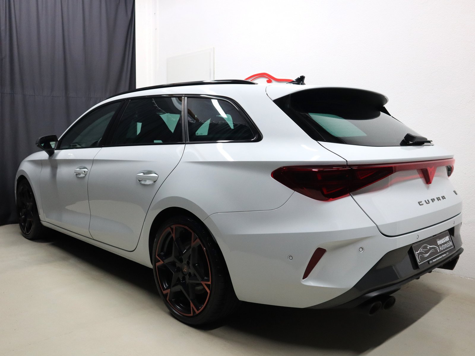 CUPRA LEON ST 2.0 TSI VZ DSG 4Drive - Digital Cockpit - Navi, Benzin, Occasion / Gebraucht, Automatik - 4