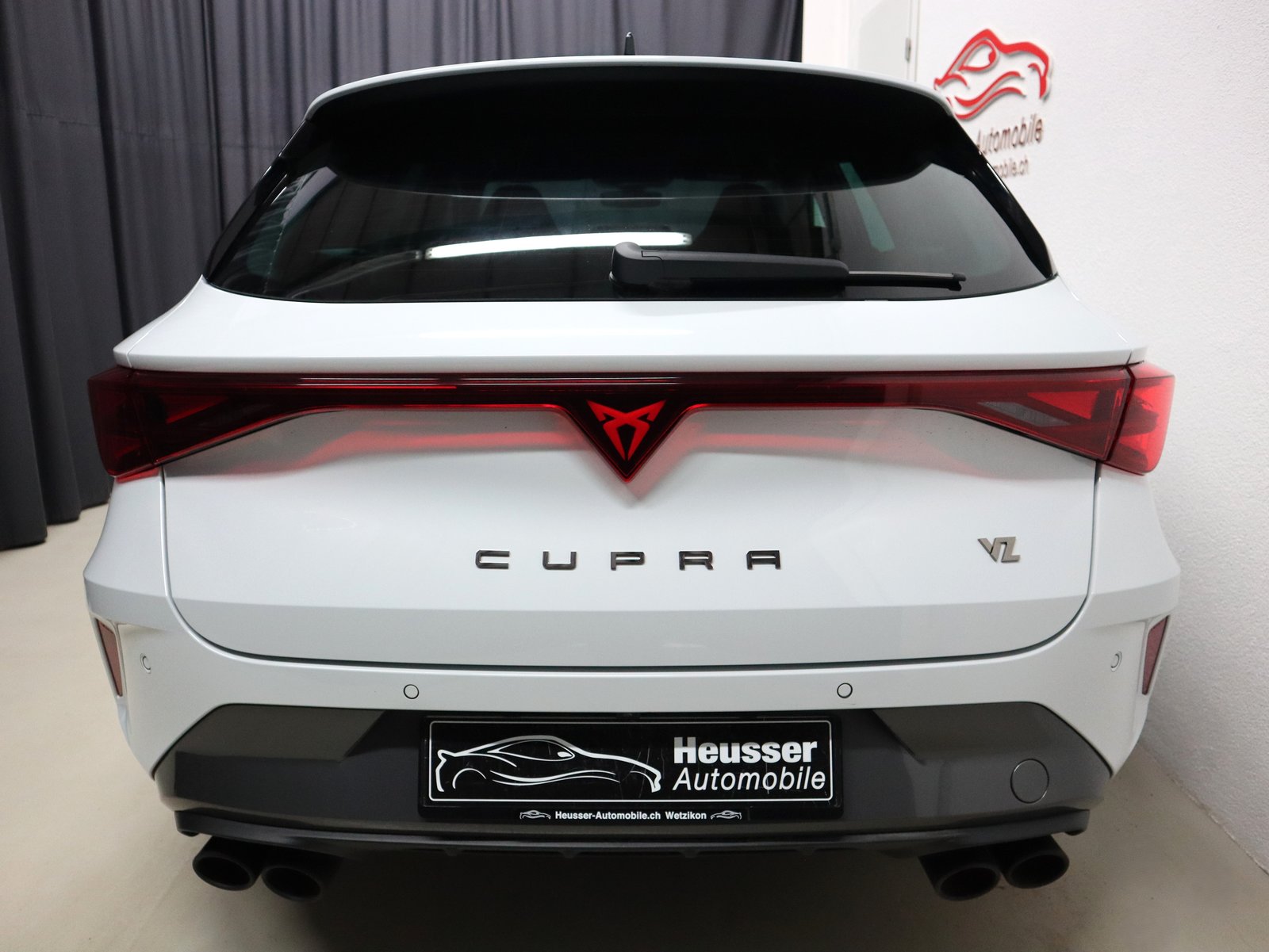 CUPRA LEON ST 2.0 TSI VZ DSG 4Drive - Digital Cockpit - Navi, Benzin, Occasion / Gebraucht, Automatik - 6
