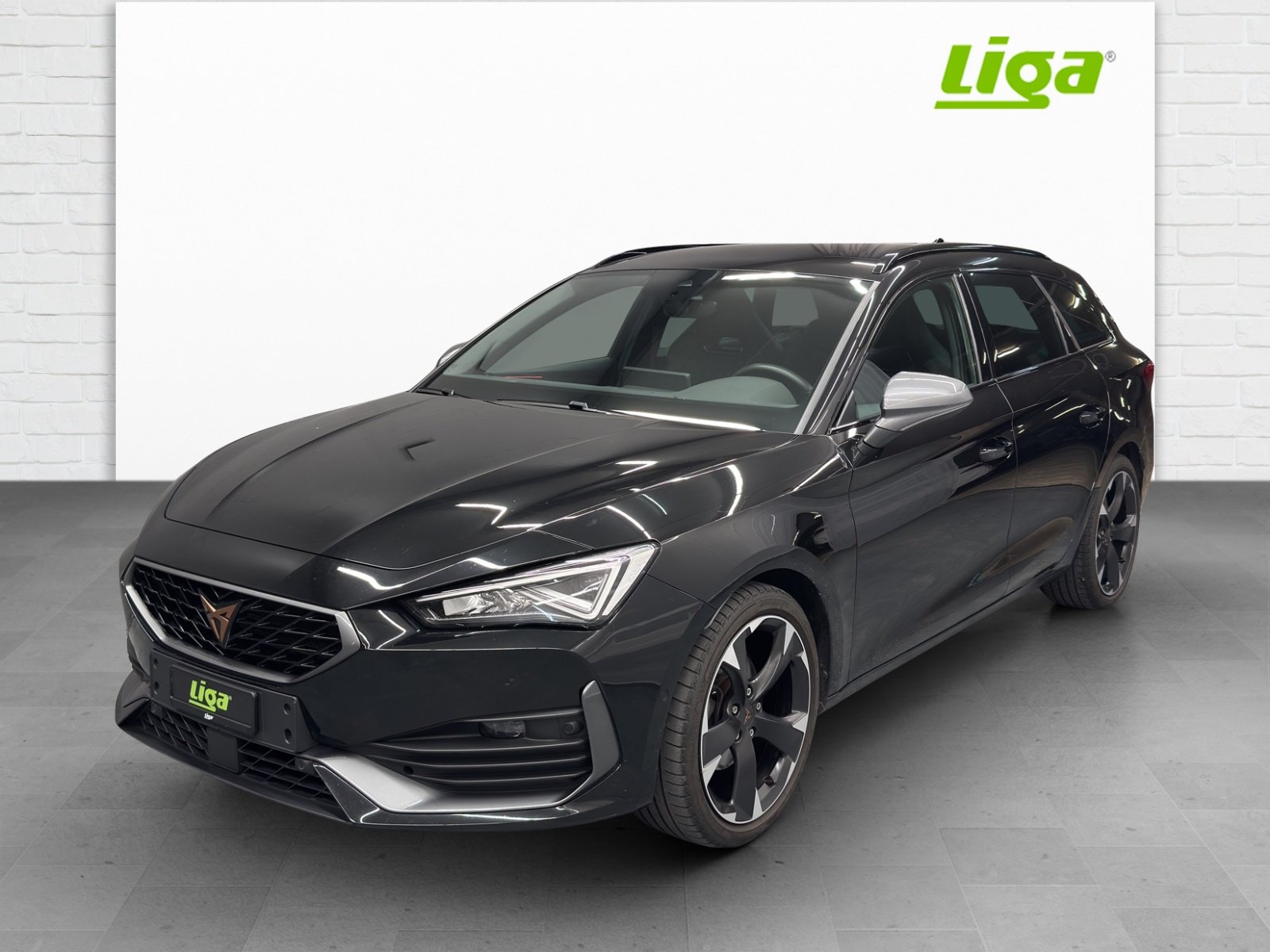 CUPRA Leon ST 1.5 eTSI DSG, Mild-Hybrid Petrol/Electric, Second hand / Used, Automatic - 2