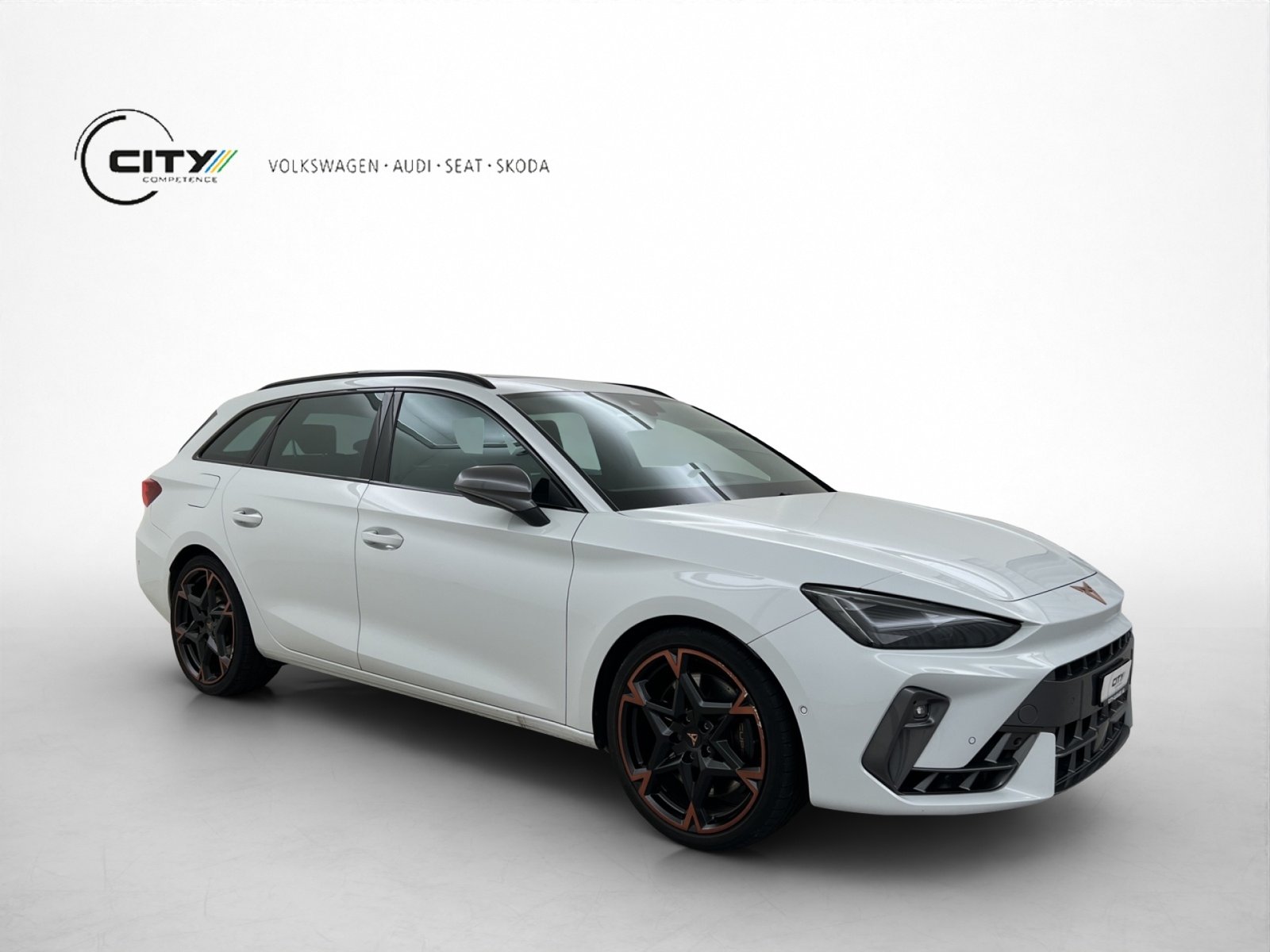 CUPRA Leon ST 2.0 TSI 333PS VZ 4Drive, Benzina, Occasioni / Usate, Automatico - 4