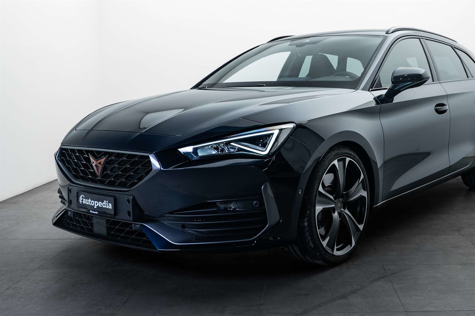 CUPRA LEON ST 2.0 TSI VZ DSG 4Drive 310PS, Essence, Occasion / Utilisé, Automatique - 2
