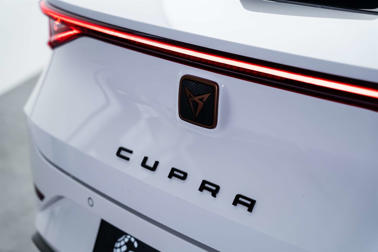 CUPRA LEON ST 1.4 e-HYBRID pHEV DSG, Hybride Rechargeable Essence/Électricité, Occasion / Utilisé, Automatique - 5