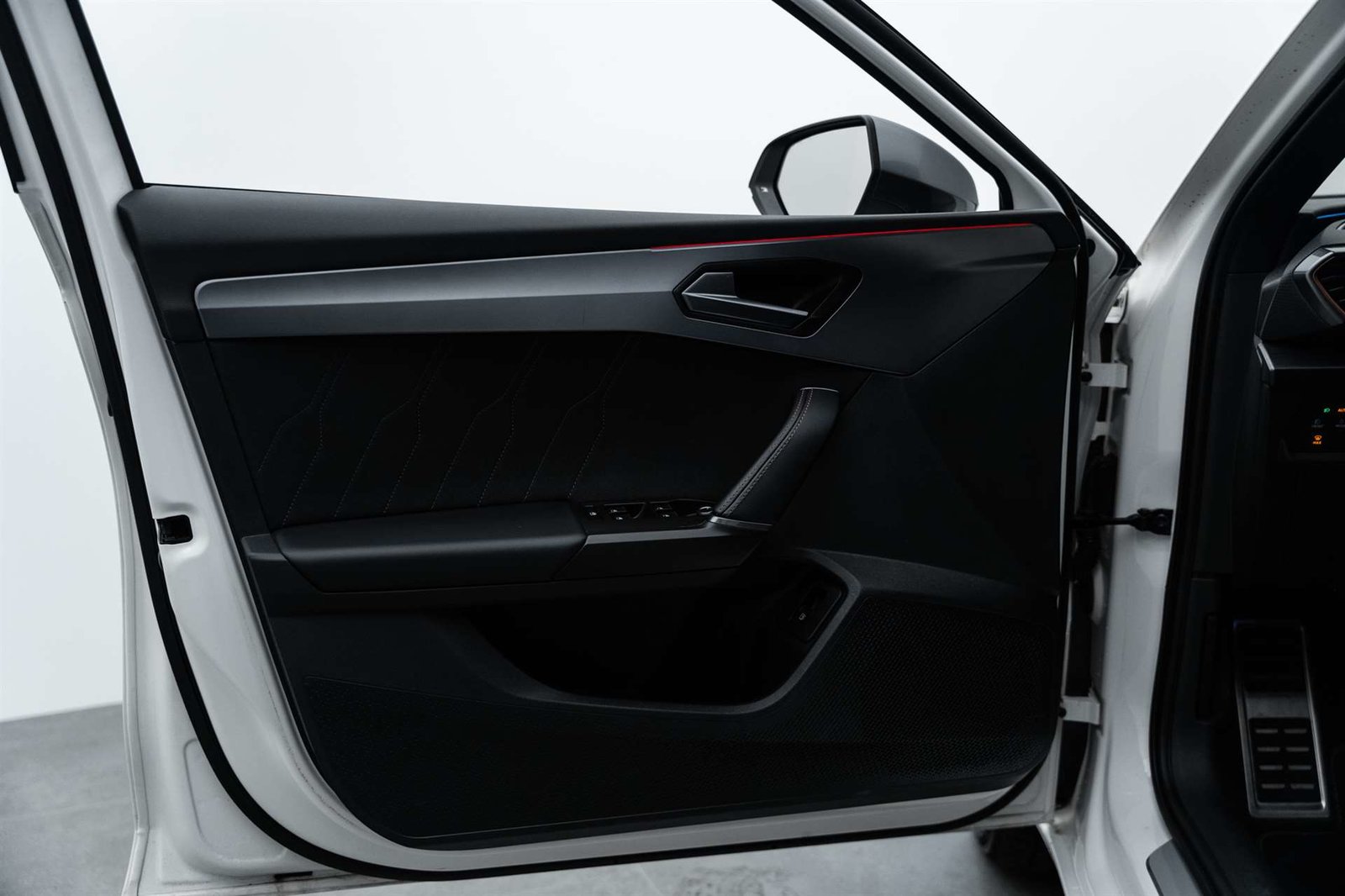 CUPRA LEON ST 1.4 e-HYBRID pHEV DSG, Hybride Rechargeable Essence/Électricité, Occasion / Utilisé, Automatique - 6