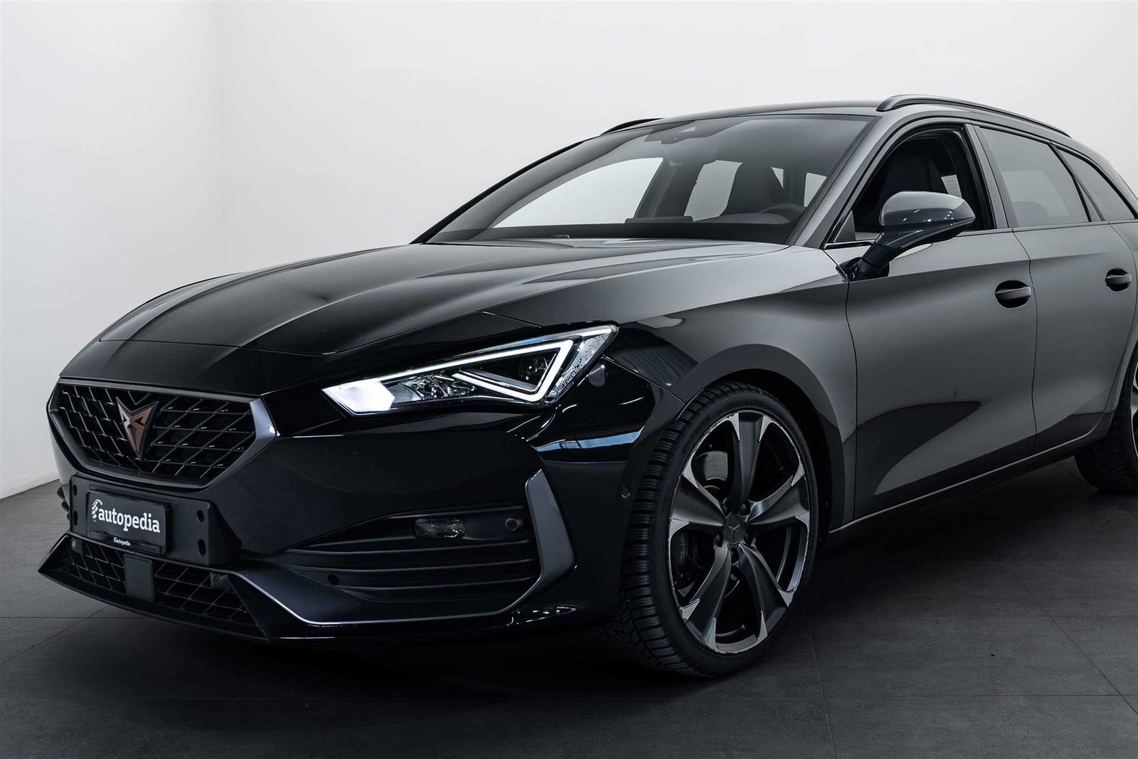 CUPRA LEON VZ 2.0 TSI DSG 310PS, Petrol, Second hand / Used, Automatic - 2