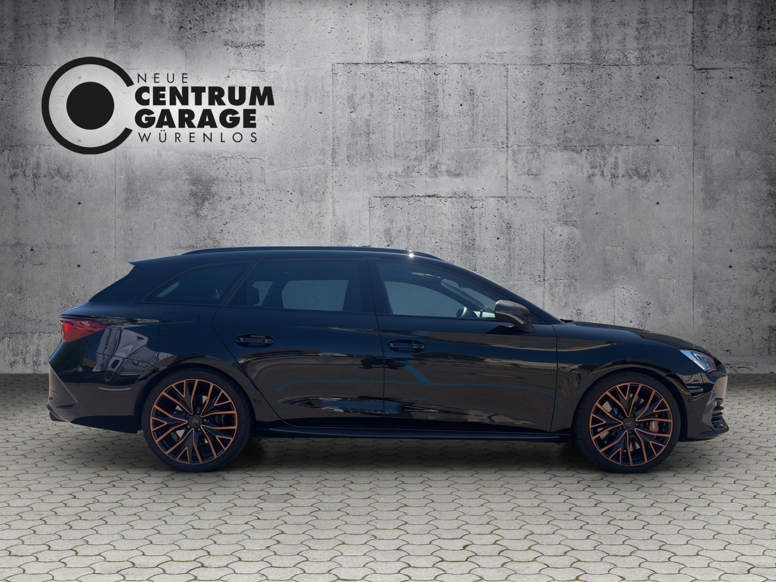 CUPRA LEON ST 2.0 TSI VZ CUP DSG 4Drive, Petrol, Second hand / Used, Automatic - 3
