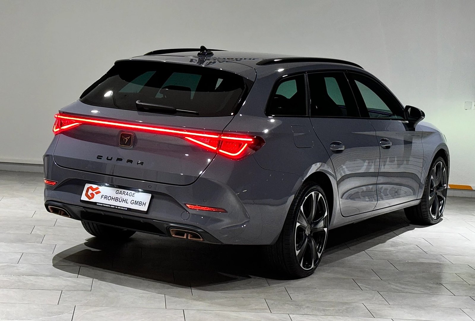 CUPRA LEON ST 1.4 e-HYBRID pHEV DSG, Plug-in-Hybrid Petrol/Electric, Second hand / Used, Automatic - 4