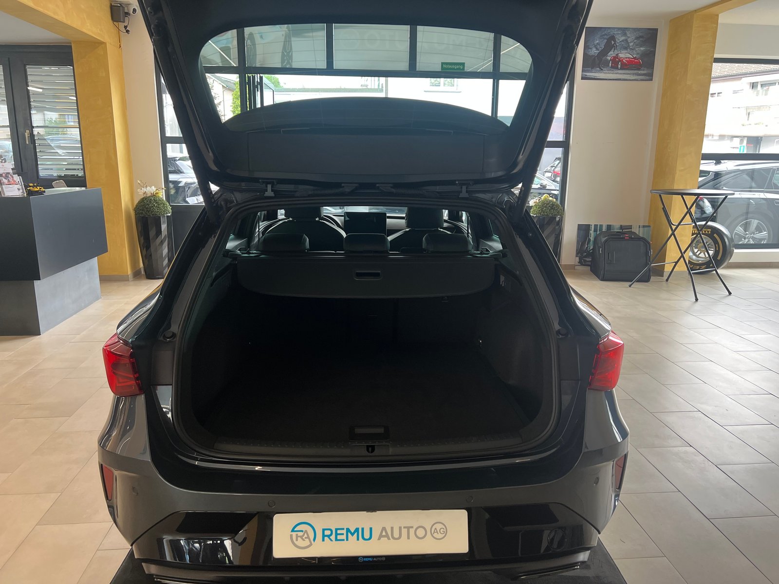 CUPRA LEON ST 1.5 eTSI DSG, Hybride Léger Essence/Électricité, Occasion / Utilisé, Automatique - 4