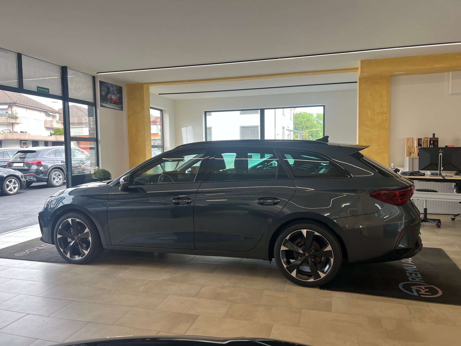 CUPRA LEON ST 1.5 eTSI DSG, Hybride Léger Essence/Électricité, Occasion / Utilisé, Automatique - 6
