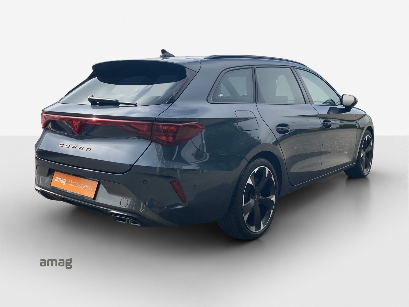 CUPRA LEON SPORTSTOURER, Petrol, Second hand / Used, Automatic - 5