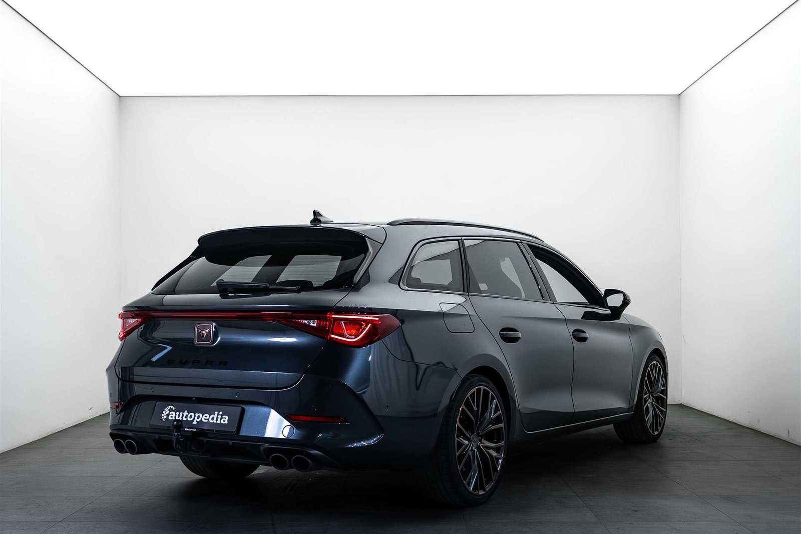 CUPRA LEON ST 2.0 TSI VZ DSG 4Drive 310PS, Petrol, Second hand / Used, Automatic - 3