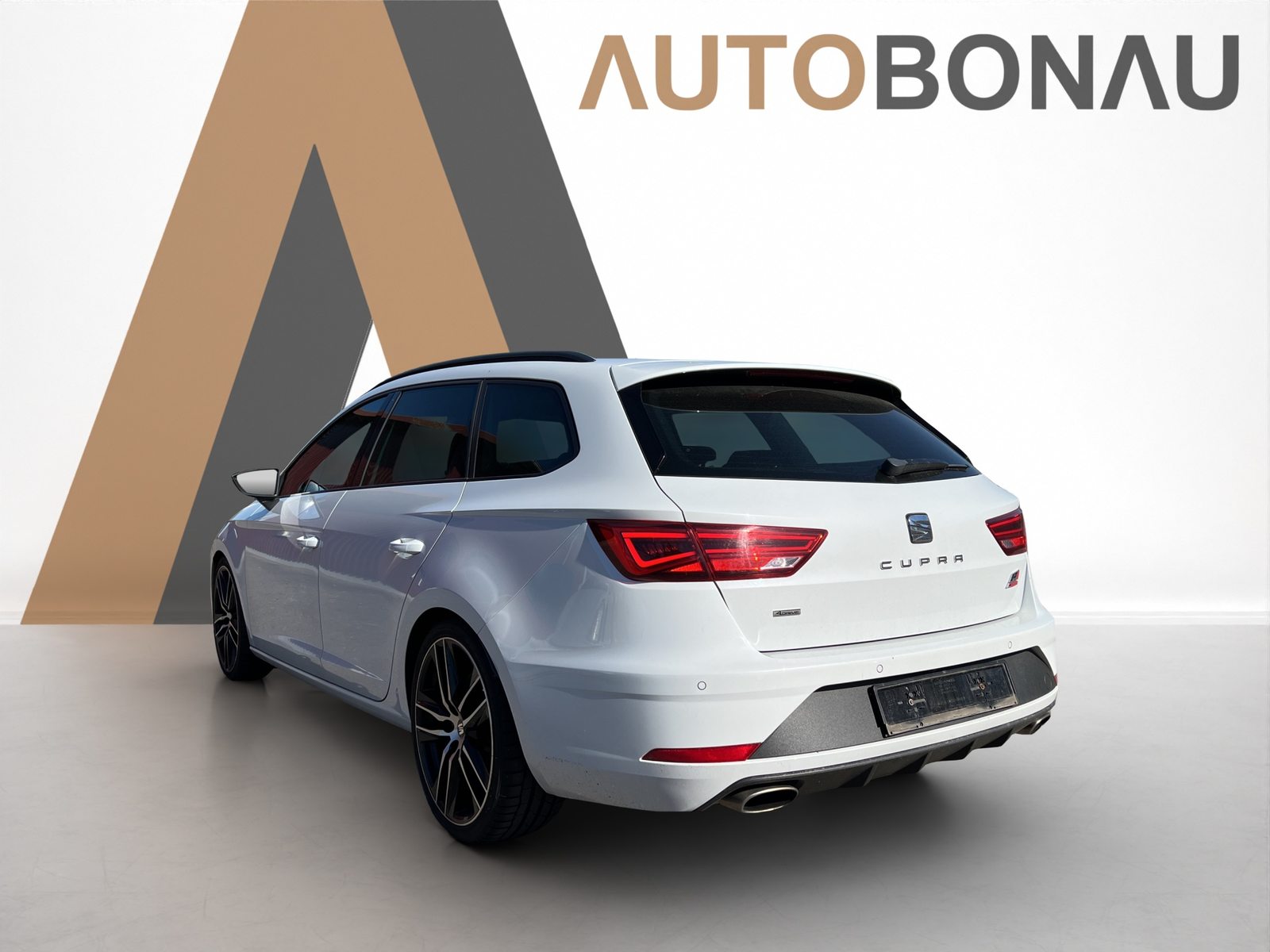 CUPRA Leon ST 2.0 TSI 300 4Drive DSG, Petrol, Second hand / Used, Automatic - 3
