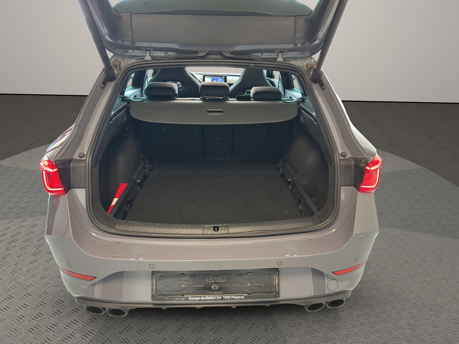 CUPRA LEON ST 2.0 TSI VZ DSG 4Drive, Benzin, Occasion / Gebraucht, Automatik - 6