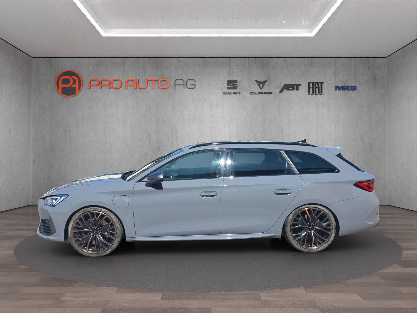CUPRA LEON ST 1.4 e-HYBRID pHEV DSG, Plug-in-Hybrid Petrol/Electric, Second hand / Used, Automatic - 2