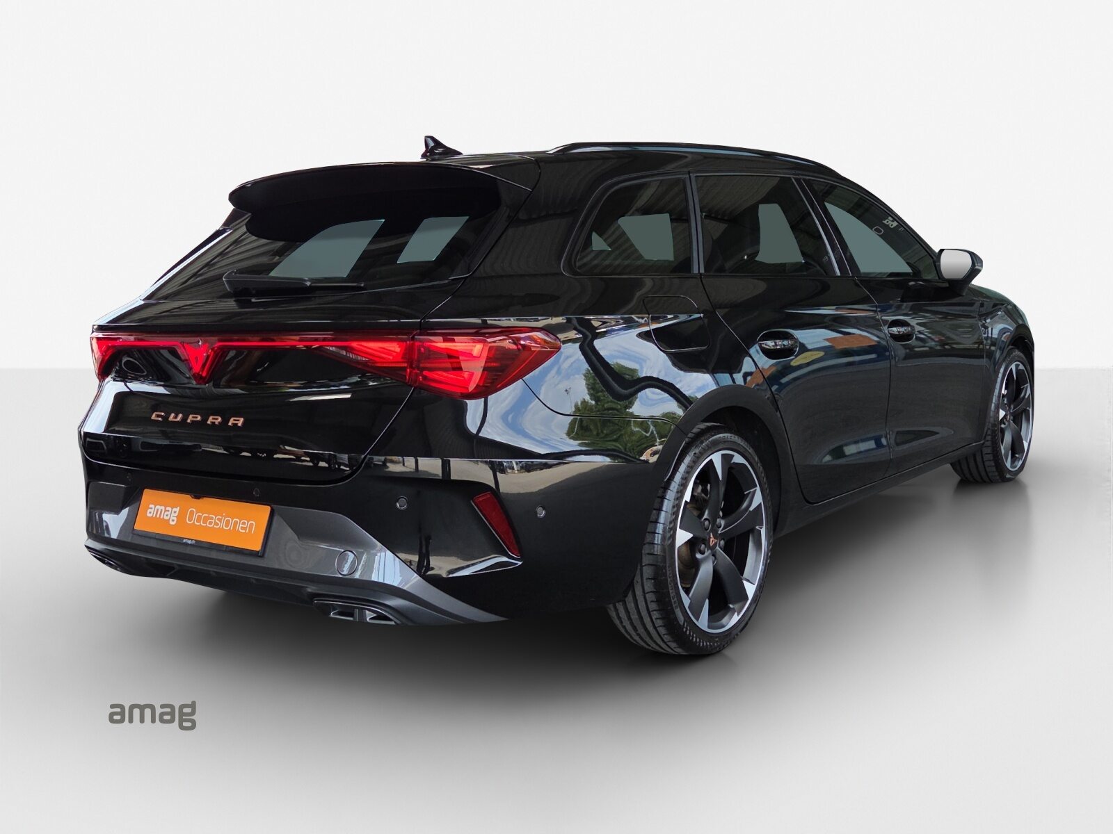 CUPRA LEON SPORTSTOURER, Petrol, Second hand / Used, Automatic - 5