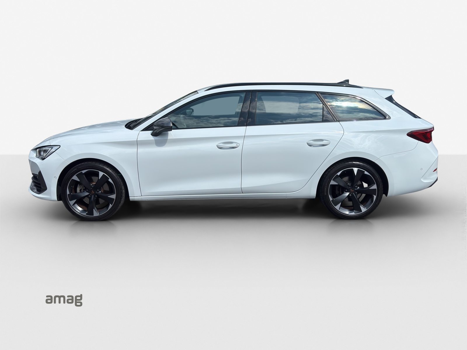 CUPRA LEON SPORTSTOURER INICIO (netto), Benzin, Occasion / Gebraucht, Automatik - 2