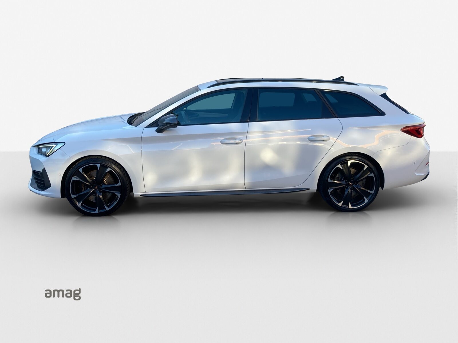 CUPRA LEON SPORTSTOURER 4DRIVE, Essence, Occasion / Utilisé, Automatique - 2