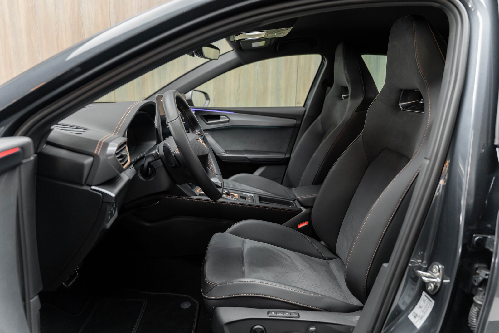 CUPRA LEON ST 2.0 TSI VZ DSG 4Drive, Petrol, Second hand / Used, Automatic - 5
