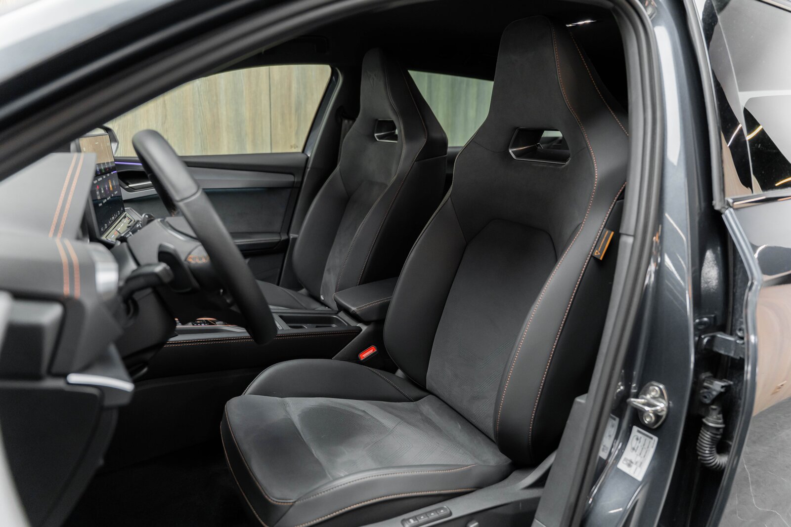CUPRA LEON ST 2.0 TSI VZ DSG 4Drive, Petrol, Second hand / Used, Automatic - 6
