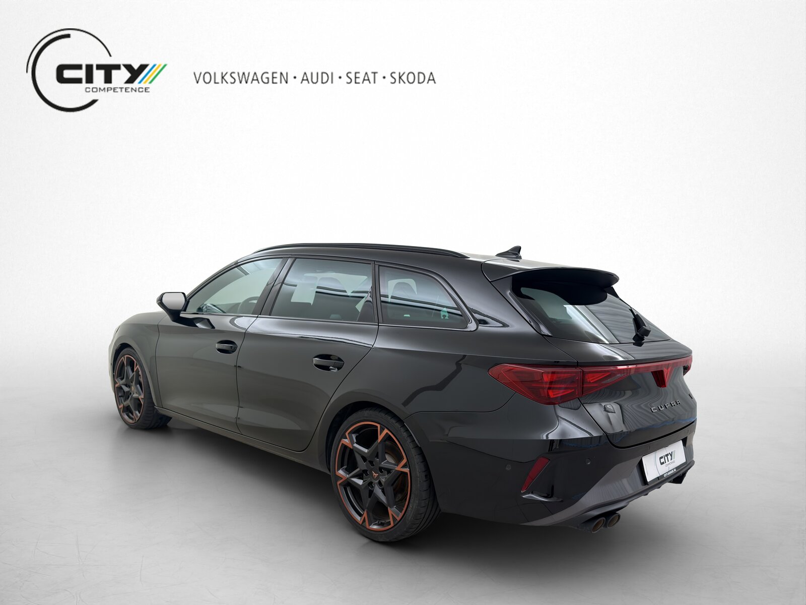 CUPRA Leon ST 2.0 TSI 333 VZ 4Drive, Petrol, Second hand / Used, Automatic - 2