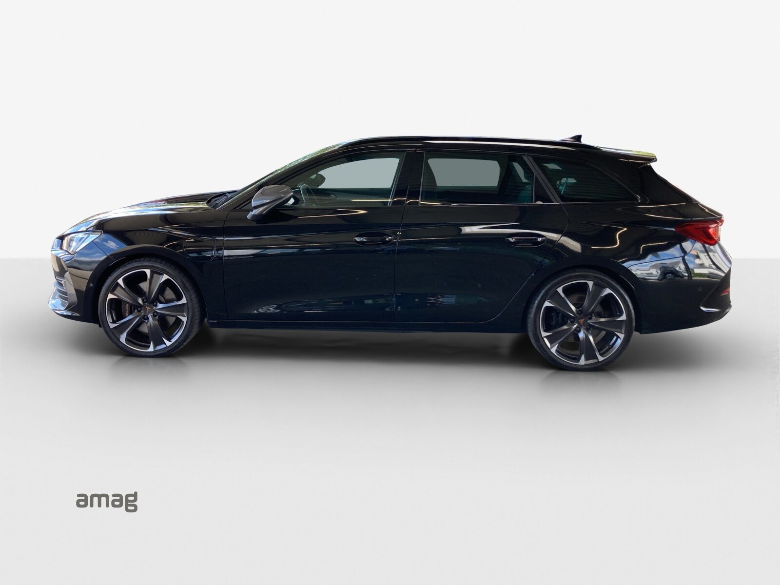 CUPRA LEON SPORTSTOURER e-HYBRID, Full-Hybrid Petrol/Electric, Second hand / Used, Automatic - 2