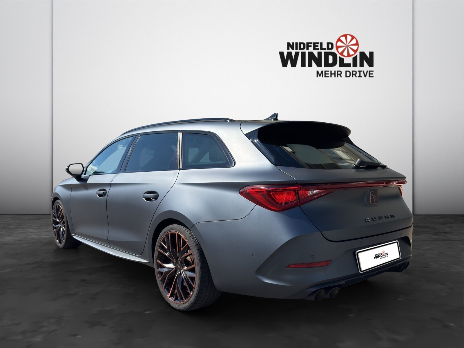 CUPRA Leon ST 2.0 TSI 310 VZ 4Drive DSG, Benzin, Occasion / Gebraucht, Automatik - 3