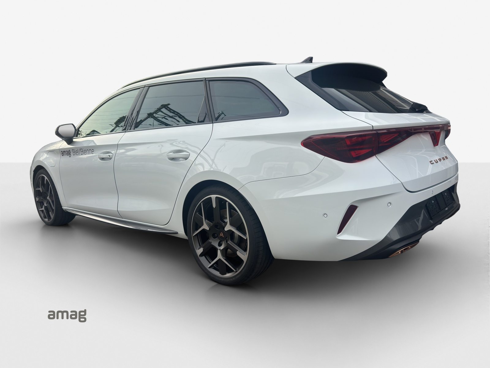 CUPRA LEON SPORTSTOURER e-HYBRID, Hybride Intégral Essence/Électricité, Voiture de démonstration, Automatique - 3