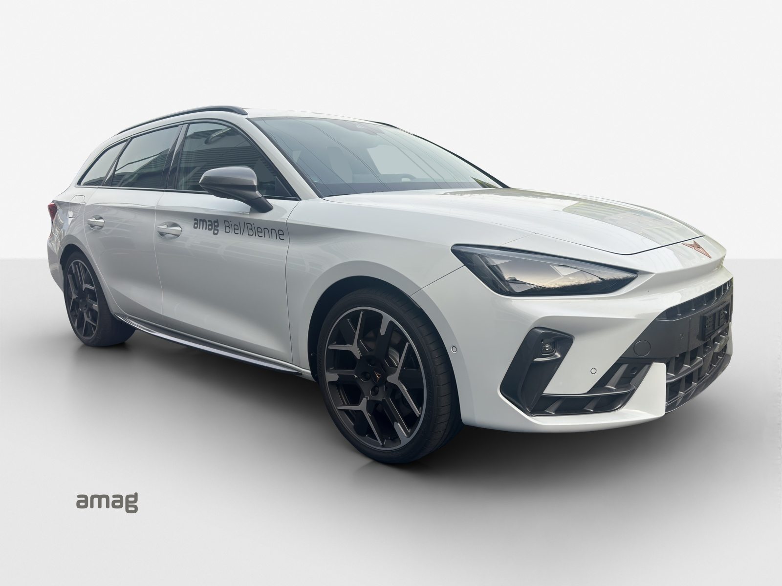 CUPRA LEON SPORTSTOURER e-HYBRID, Hybride Intégral Essence/Électricité, Voiture de démonstration, Automatique - 6