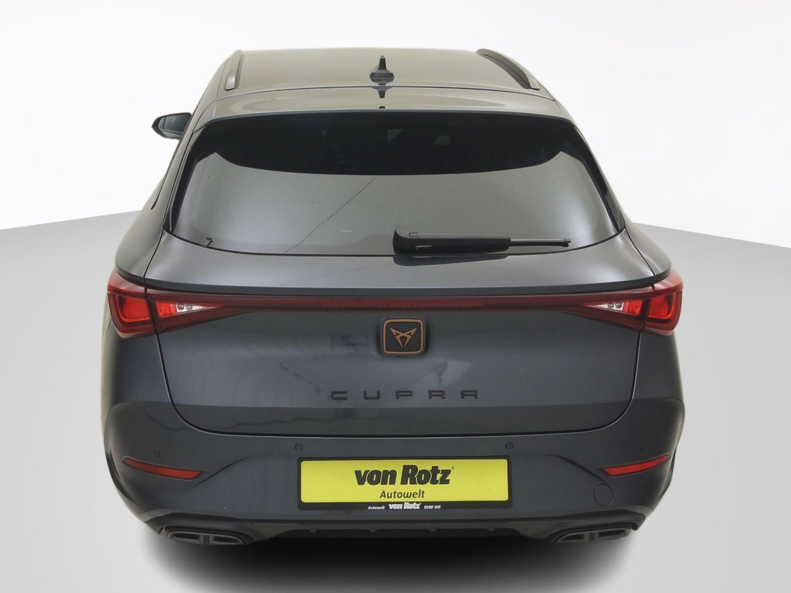 CUPRA Leon ST 1.5 eTSI ACT DSG, Petrol, Ex-demonstrator, Automatic - 4