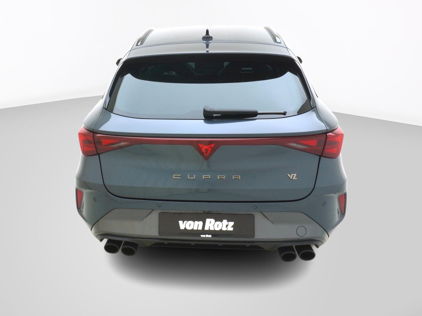 CUPRA Leon ST 2.0 TSI VZ 4Drive DSG, Petrol, Ex-demonstrator, Automatic - 3