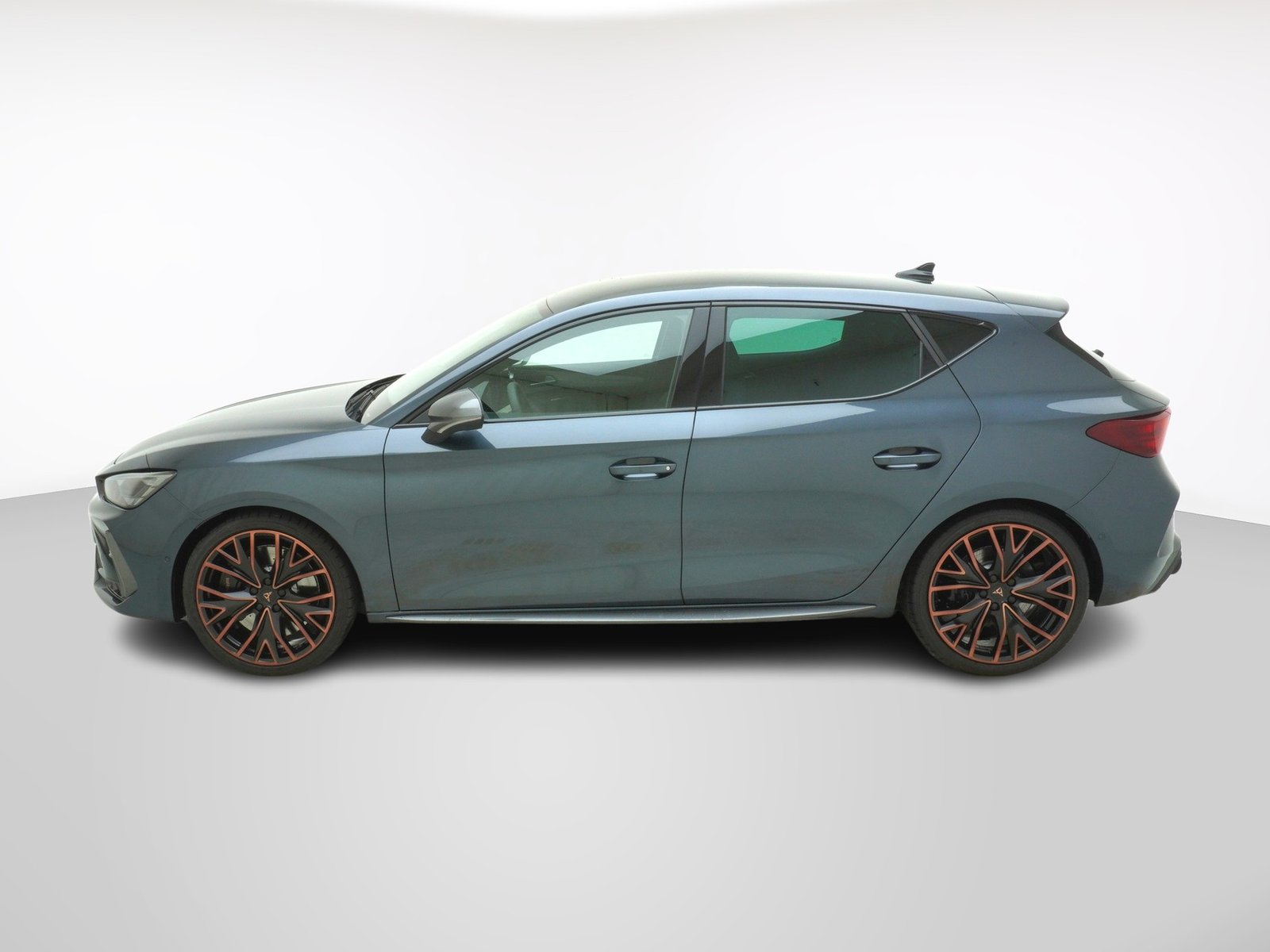 CUPRA Leon 2.0 TSI VZ DSG, Petrol, New car, Automatic - 2