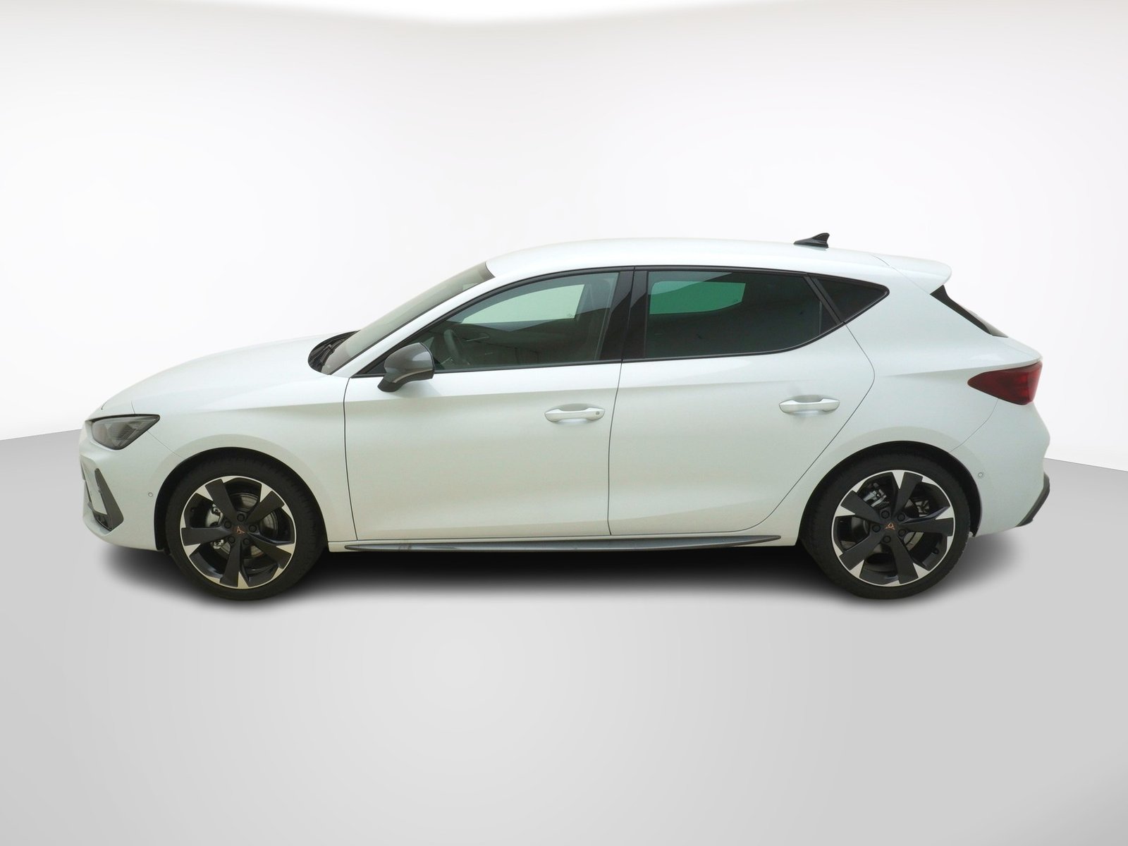 CUPRA Leon 1.5 eTSI DSG, Hybride Leggero Benzina/Elettrica, Auto nuove, Automatico - 2