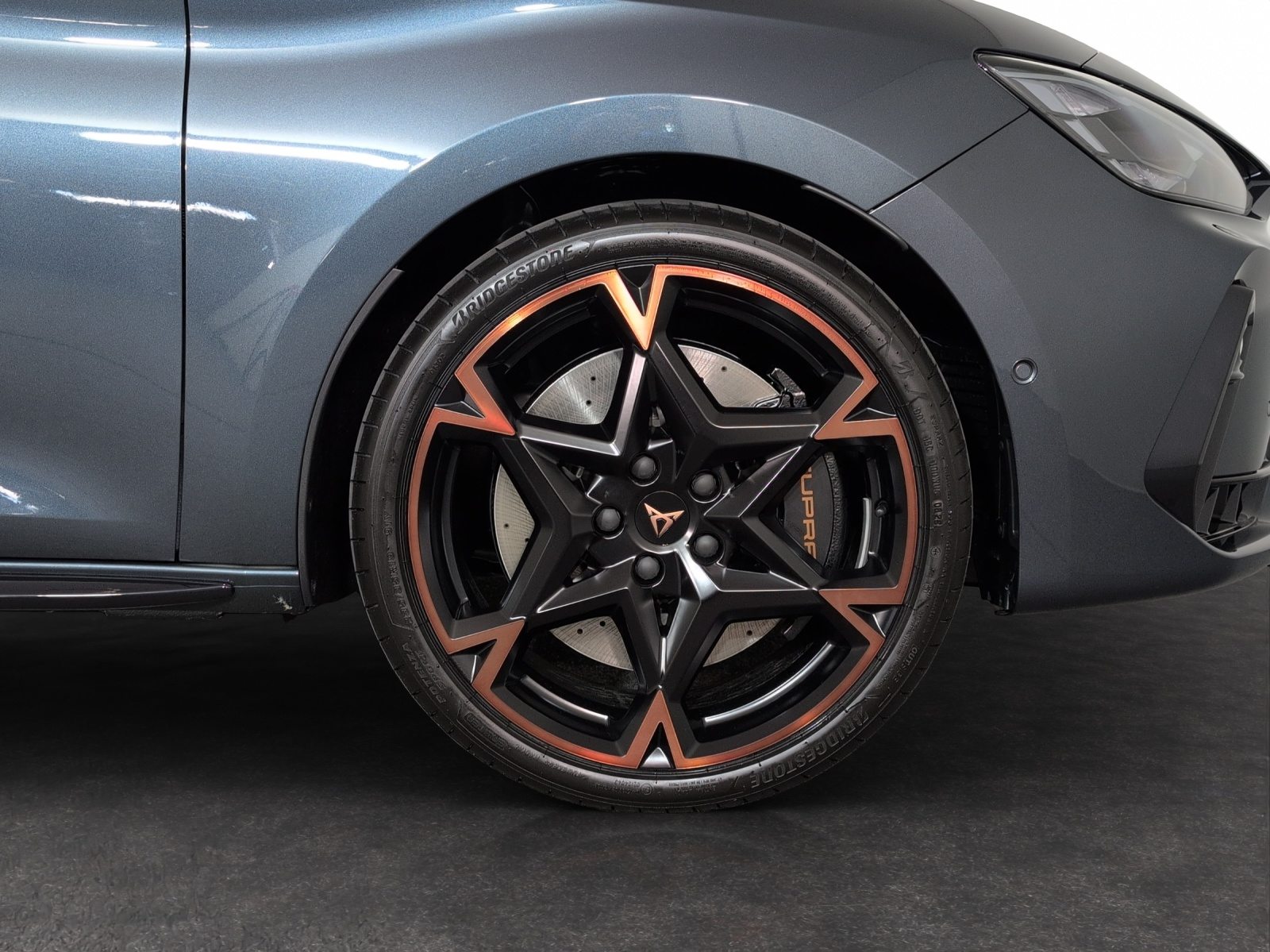 CUPRA LEON VZ PRIME EDITION, Petrol, New car, Automatic - 5