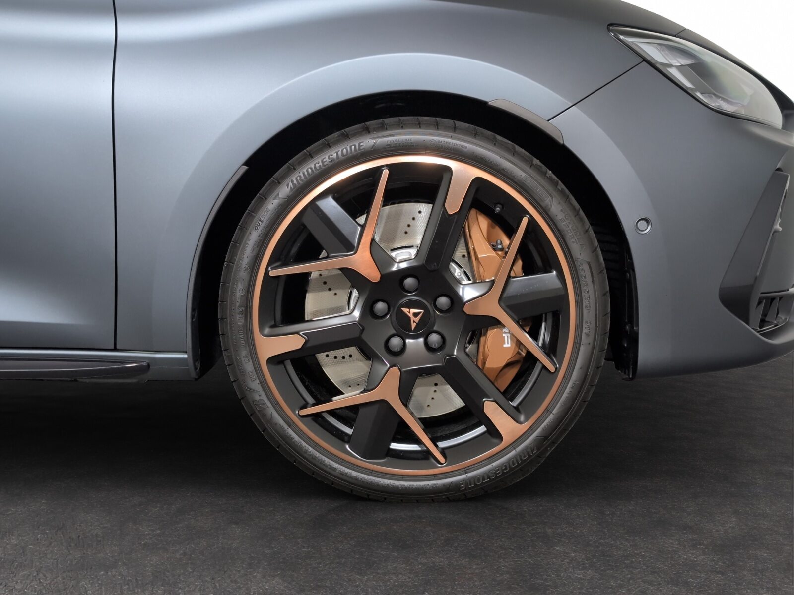 CUPRA LEON VZ PERFORMANCE PE 325PS, Petrol, New car, Automatic - 5