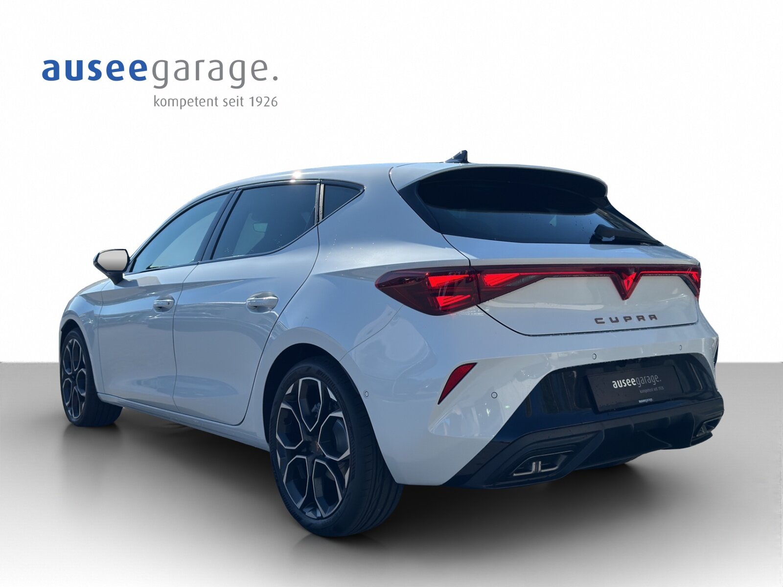 CUPRA Leon PE 1.5eTSI 150PS 7D 1500ccm 150PS/110kW 4 Zylinder eTSI, Mild-Hybrid Petrol/Electric, New car, Automatic - 4