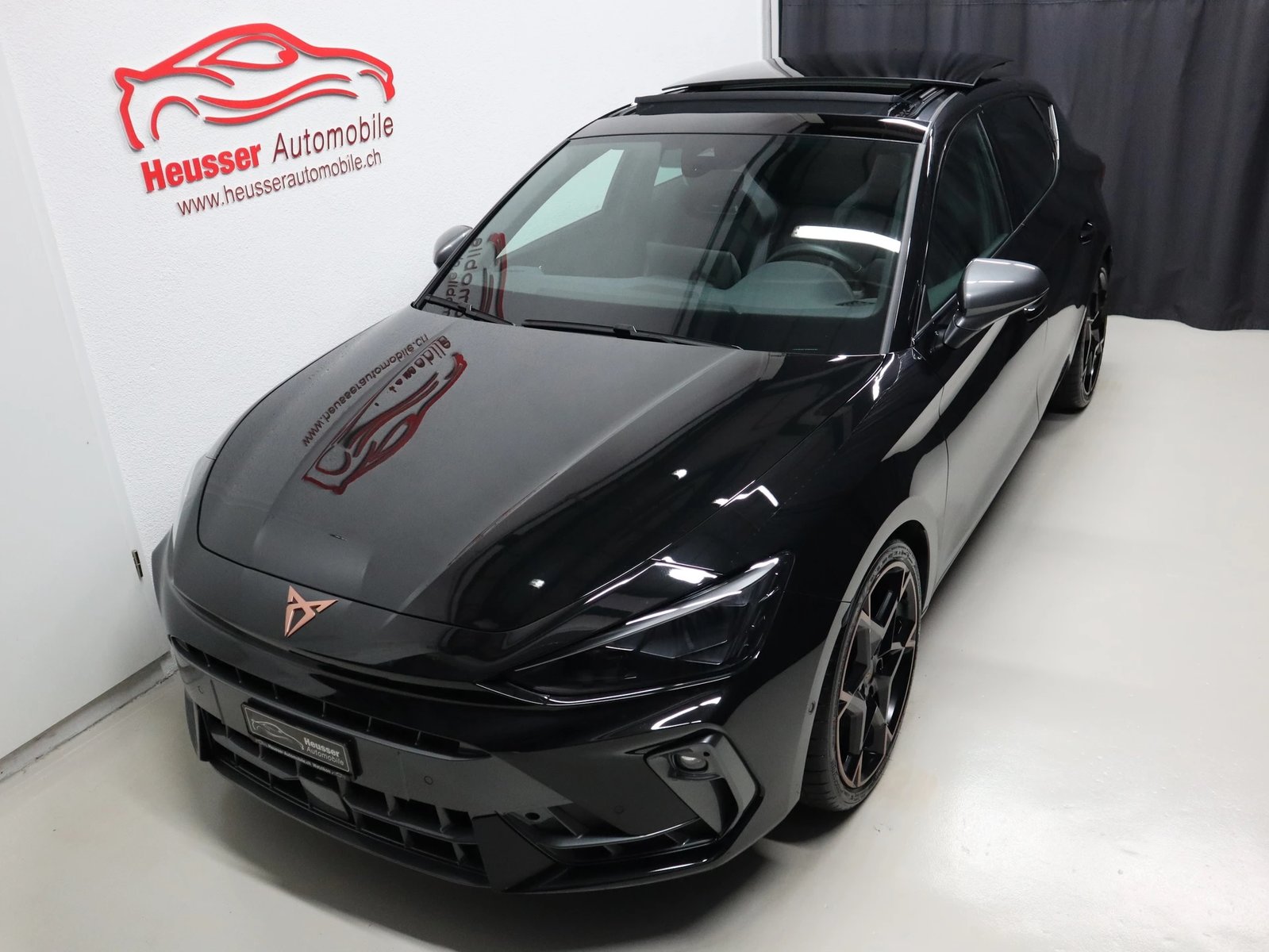 CUPRA LEON 2.0 TSI Extreme DSG - Panorama - Navi - Leder - Sennhei, Essence, Occasion / Utilisé, Automatique - 3