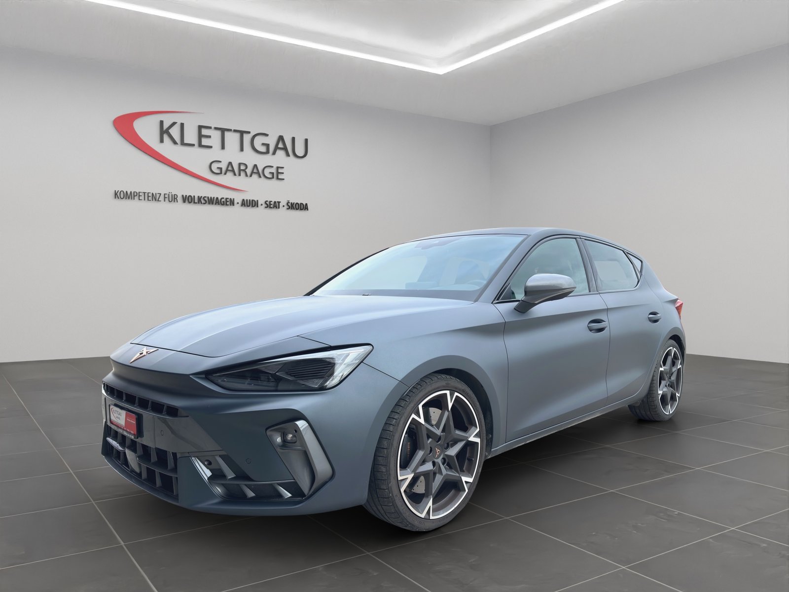CUPRA Leon 2.0 TSI 300 VZ DSG, Petrol, Second hand / Used, Automatic - 3