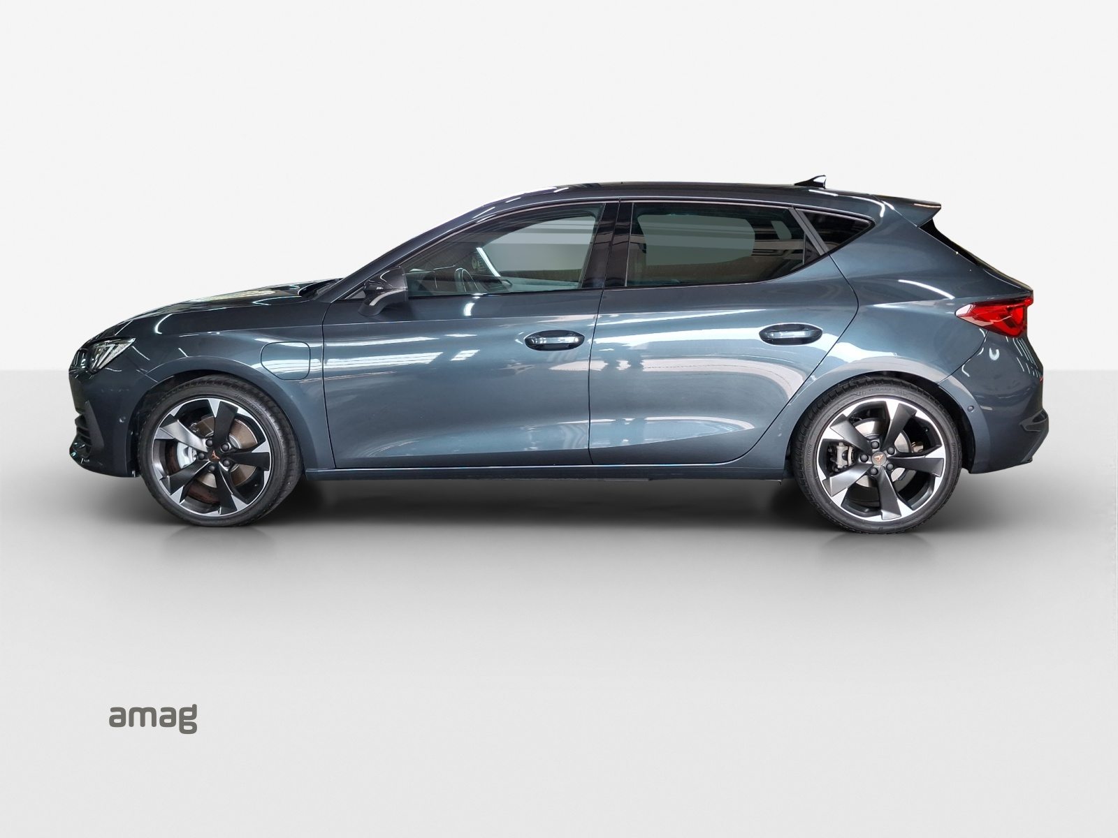 CUPRA LEON e-HYBRID INICO (netto), Full-Hybrid Petrol/Electric, Second hand / Used, Automatic - 2