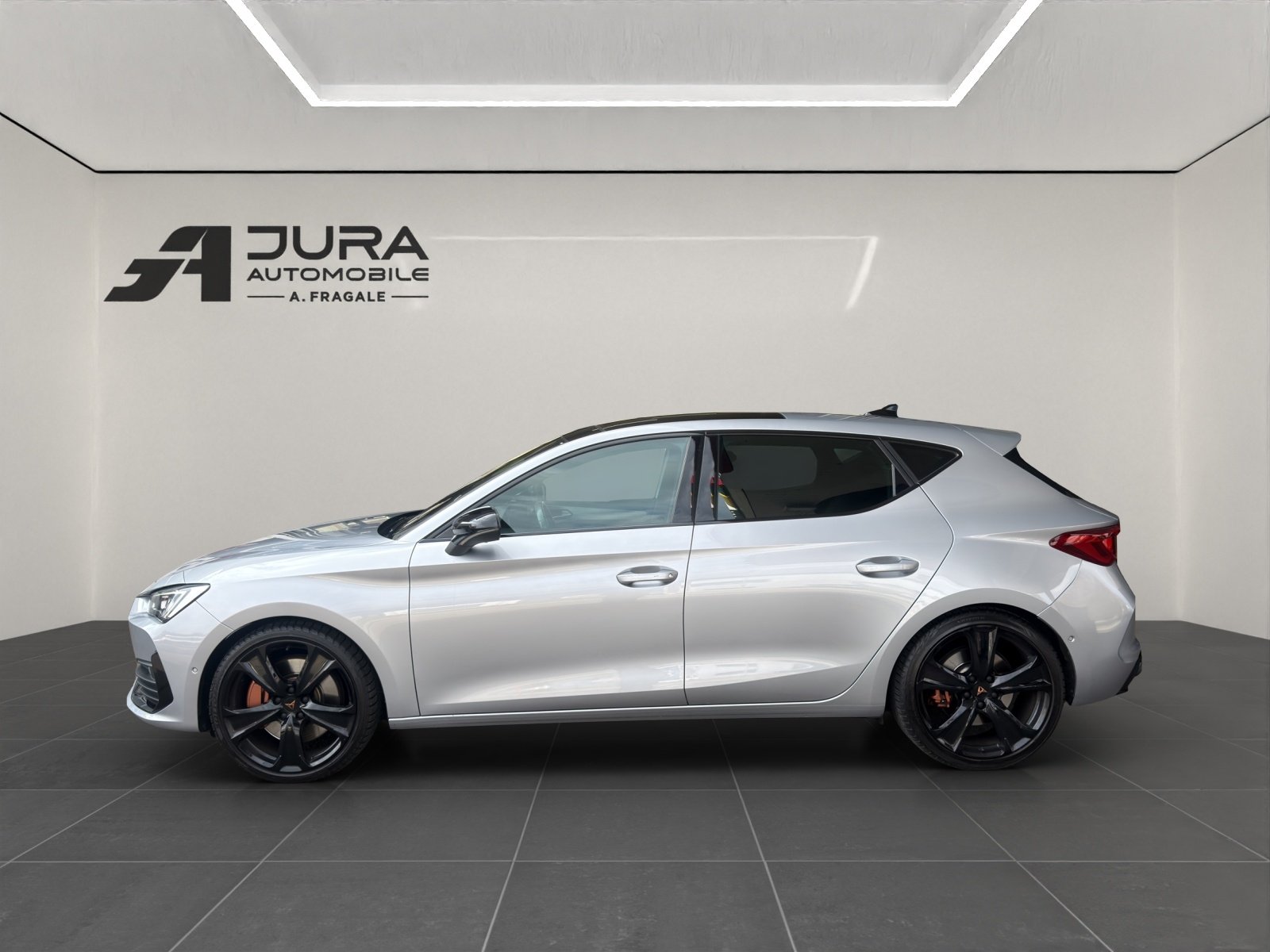CUPRA Leon 2.0 TSI 300 VZ DSG, Benzin, Occasion / Gebraucht, Automatik - 4