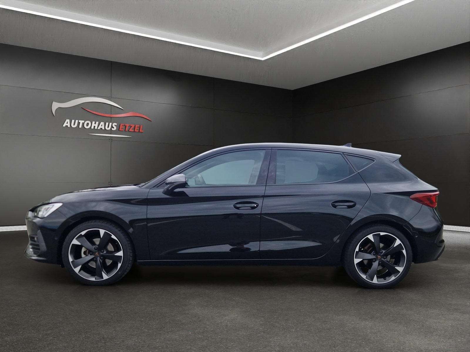 CUPRA Leon 1.5 eTSI DSG, Mild-Hybrid Benzin/Elektro, Occasion / Gebraucht, Automatik - 2