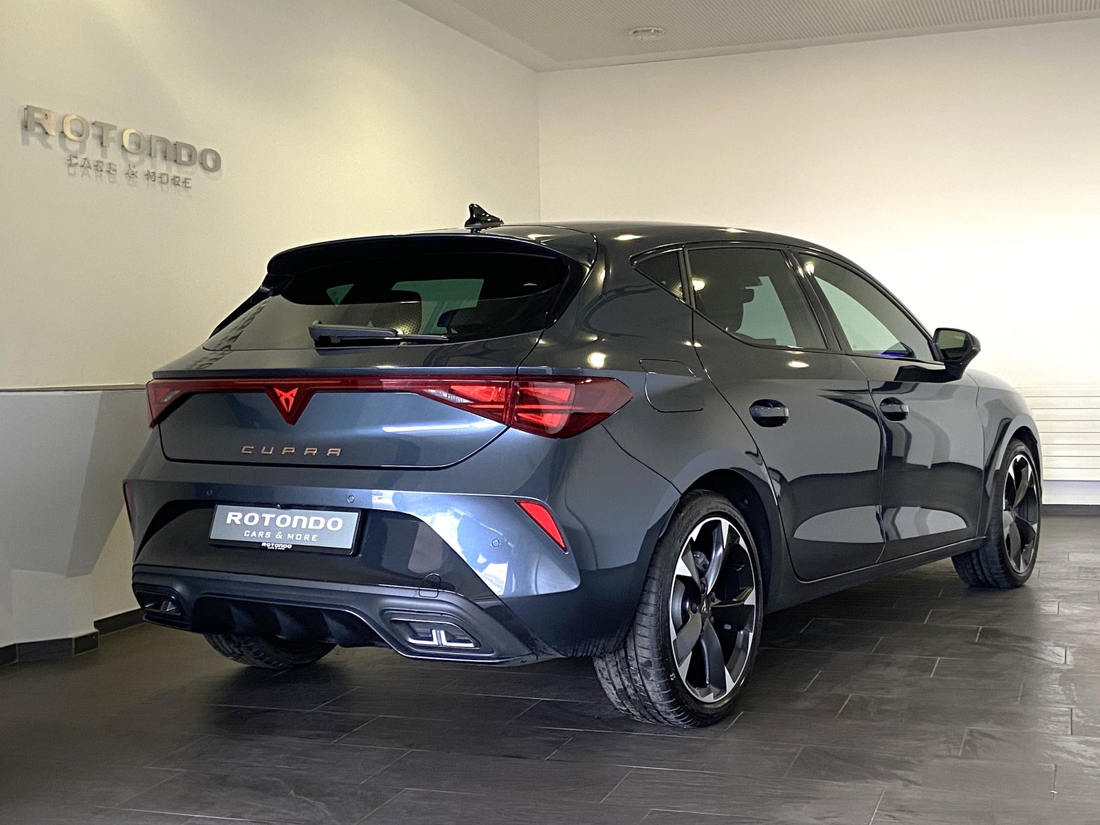 CUPRA LEON 1.5 TSI DSG, Mild-Hybrid Benzin/Elektro, Occasion / Gebraucht, Automatik - 2