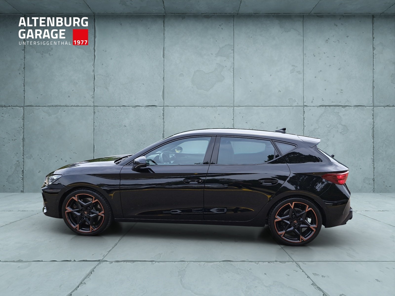 CUPRA Leon 2.0 TSI 300 VZ DSG, Benzin, Occasion / Gebraucht, Automatik - 2