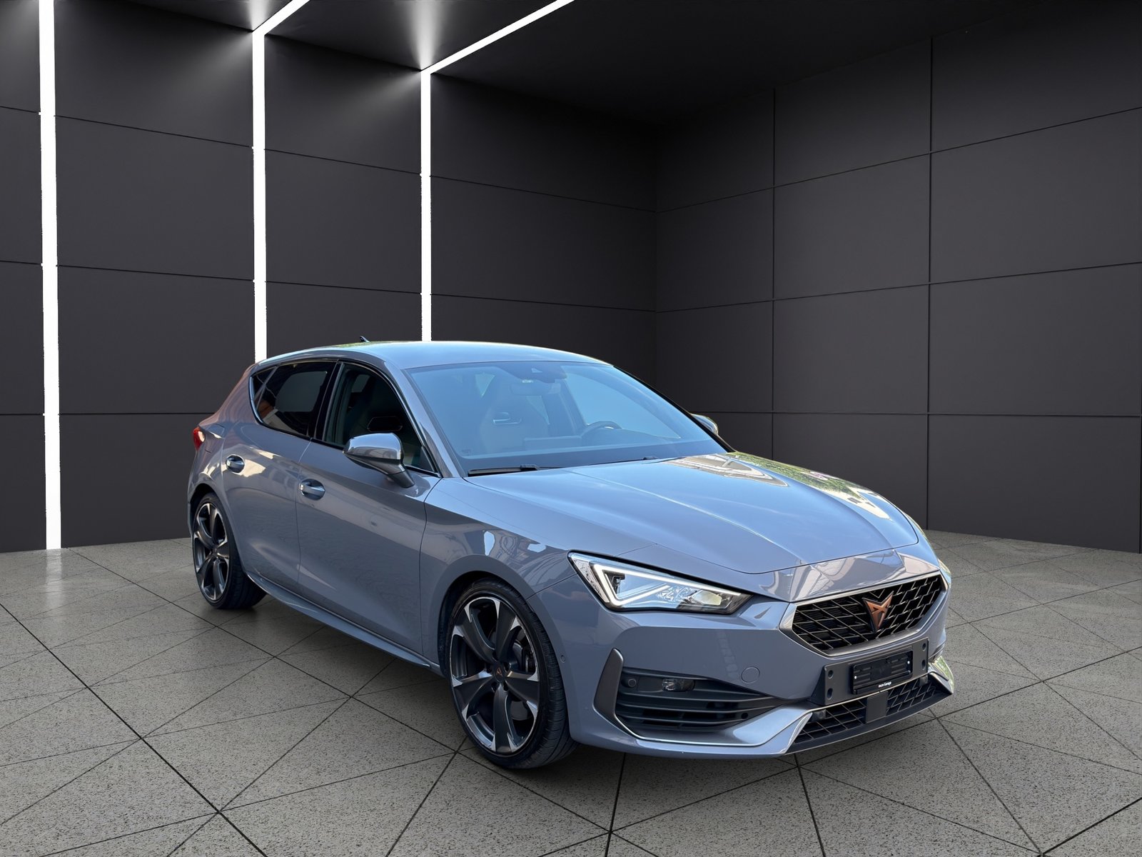 CUPRA LEON VZ 2.0 TSI DSG, Essence, Occasion / Utilisé, Automatique - 2