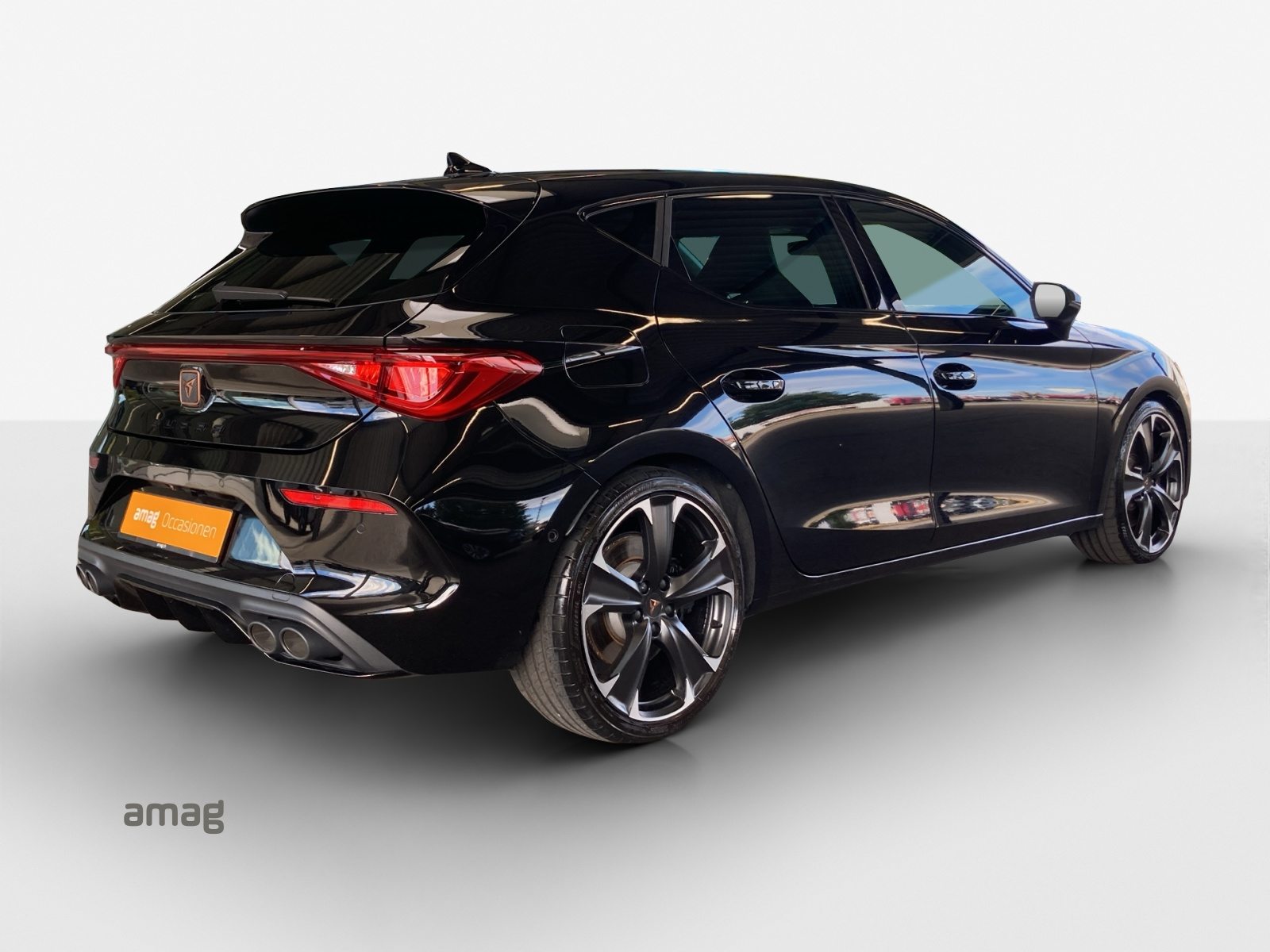 CUPRA LEON, Essence, Occasion / Utilisé, Automatique - 5