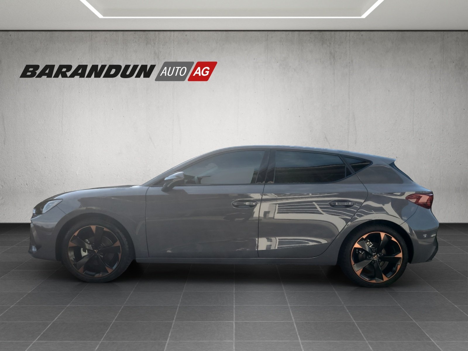 CUPRA Leon 1.5 eTSI DSG, Hybride Léger Essence/Électricité, Voiture de démonstration, Automatique - 3