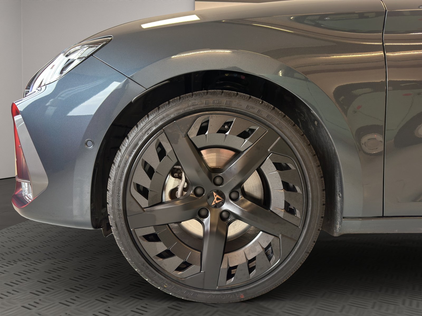 CUPRA LEON 1.5 TSI DSG, Mild-Hybrid Petrol/Electric, Ex-demonstrator, Automatic - 6