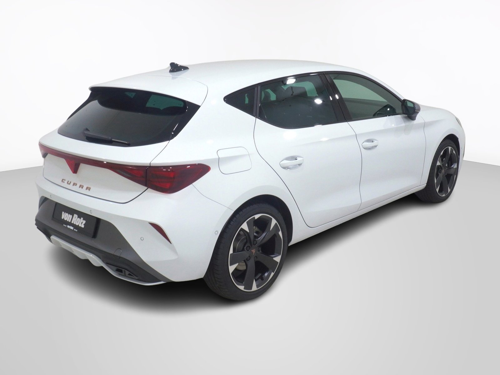 CUPRA Leon 1.5 eTSI DSG, Hybride Léger Essence/Électricité, Voiture de démonstration, Automatique - 5