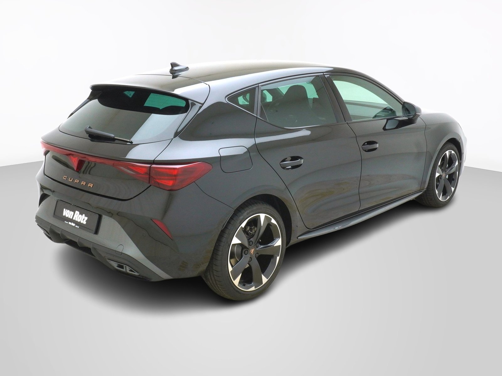 CUPRA Leon 1.5 eTSI DSG, Hybride Léger Essence/Électricité, Voiture de démonstration, Automatique - 6