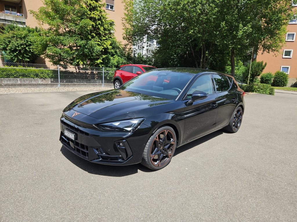 CUPRA LEON 2.0 TSI 300 VZ DSG