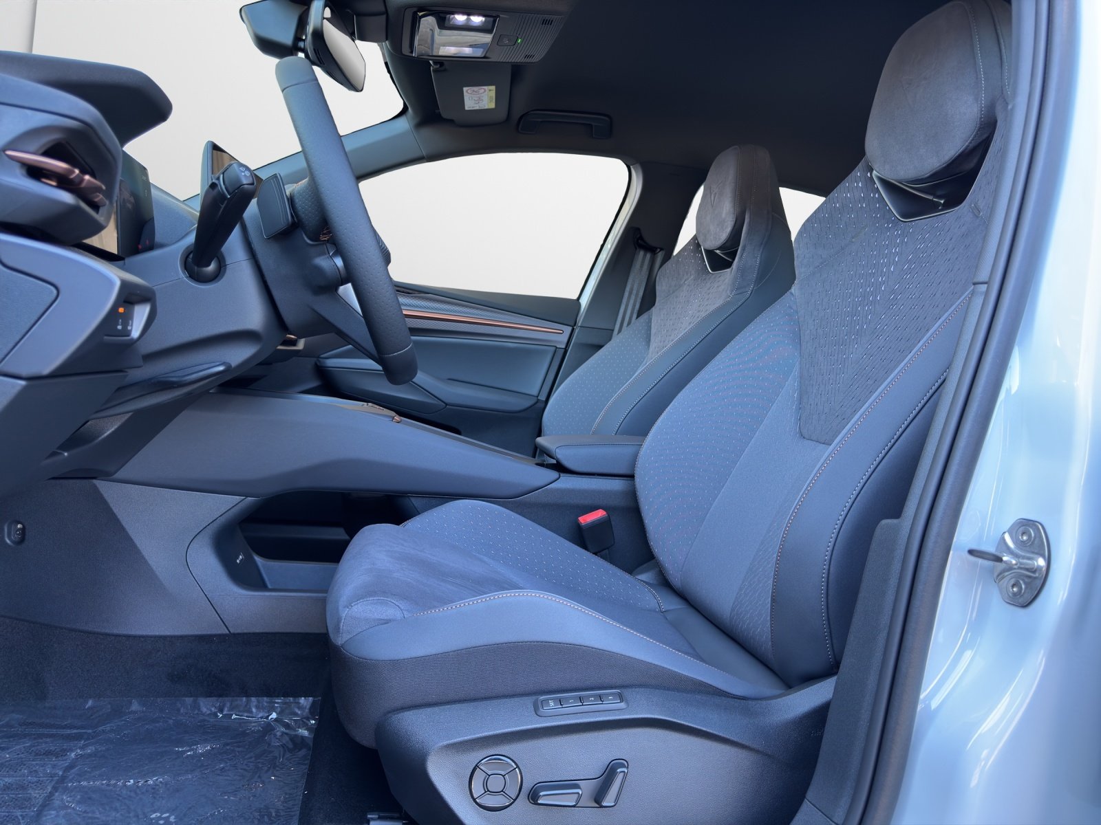 CUPRA Raval Dynamic 52 kWh, Electric, New car, Automatic - 5